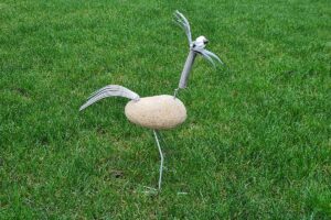 Metalen wiebelvogel van echt steen