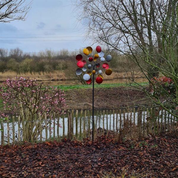 Super grote kleurrijke windmolen voor in je tuin Te koop op kaboutersenzo.nl