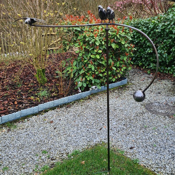 Zwaluwen balans kunstwerk