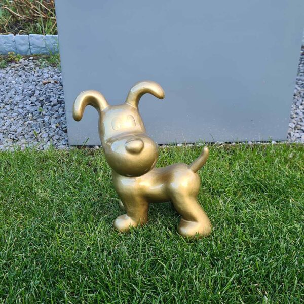 Snoopy vrolijk tuinbeeld met een hart van goud